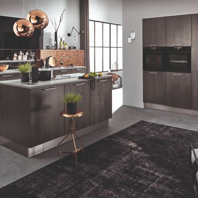 Huiscollectie-18042-zwart-parallel-keuken.jpg