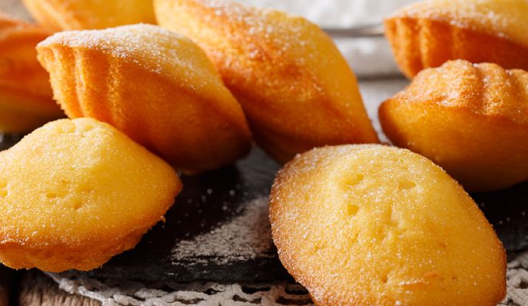 Madeleines charmante schelpvormige, franse cakejes